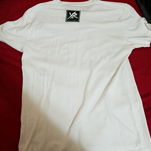 Two Y&R Small T-Shirts Both Black and White - Picture 5 of 7